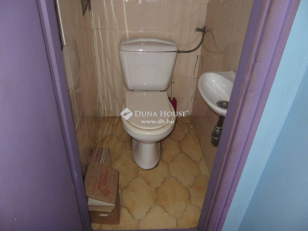 6100 Kiskunfélegyháza , 200 m2-es üzlethelyiség vállalkozásnak — 1/17