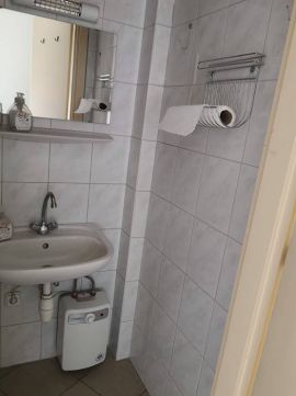 Kiadó Üzlethelyiség 7622 Pécs 
