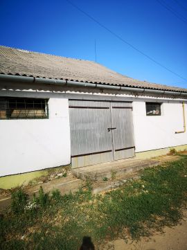 Eladó Üzlethelyiség 4524 Ajak , Ajak Benzinkút