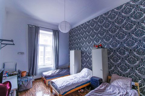 Eladó Lakás 1087 Budapest 8. kerület Bruttó 8% HOZAM - Kiváló befektetés a Keleti közelében, emeleti 2+2 szobás