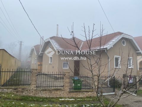 Eladó Ház, Komárom-Esztergom megye, Tata