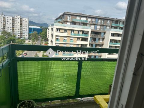 Eladó Lakás, Budapest 13. kerület - Belvárosi lakás a Duna Plázánál Eladó!! 