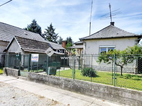 Eladó Ház, Komárom-Esztergom megye, Tatabánya - Tatabánya kedvelt városrészében- Bánhidán családi ház eladó