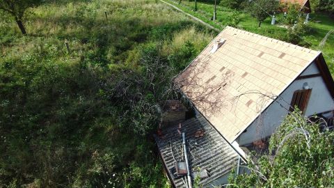 Eladó Telek 8274 Köveskál Panorámás kilátással pince és szőlő