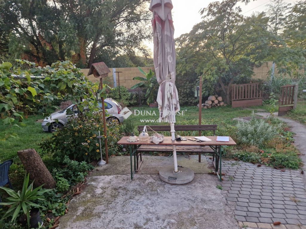 8640 Fonyód , Központ közeli családi ház — 1/26