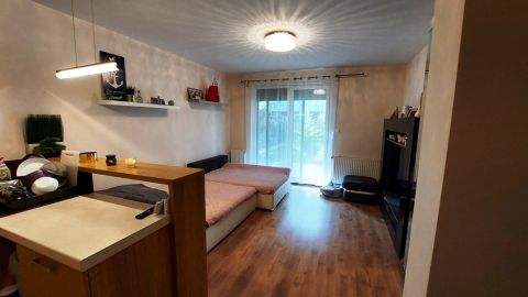 Eladó Lakás 9400 Sopron , Pihenőkereszt lakóparkban eladó újszerű, 55m2-es, földszinti lakás, saját kerttel és terasszal
