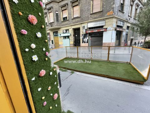 Eladó Üzlethelyiség, Budapest 8. kerület