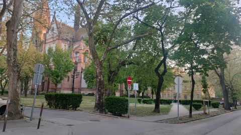 Eladó Lakás 1102 Budapest 10. kerület , Felújított kis lakás a szecessziós Szent László templomnál