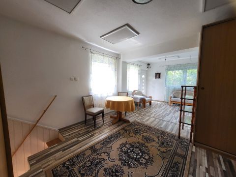 Eladó Ház 8132 Lepsény Balatontól 7 km-re, zártkerti ingatlan állandó lakhatásra