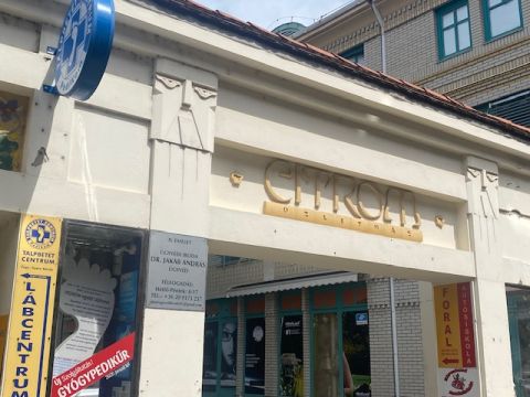 Eladó Üzlethelyiség 7621 Pécs 
