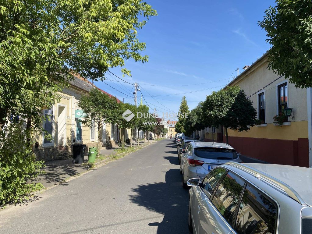 2660 Balassagyarmat , 2660 Balassagyarmat — 1/22