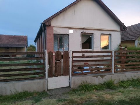Eladó Ház 2766 Tápiószele , Nincs utca