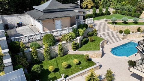 Eladó Ház 1029 Budapest 2. kerület Zrínyi Miklós út
