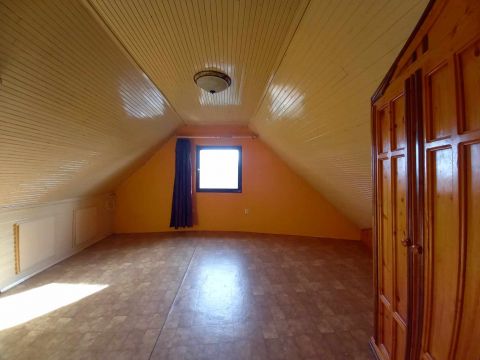 Eladó Lakás 7624 Pécs === Önálló teraszos lakás Tiborc utcában===