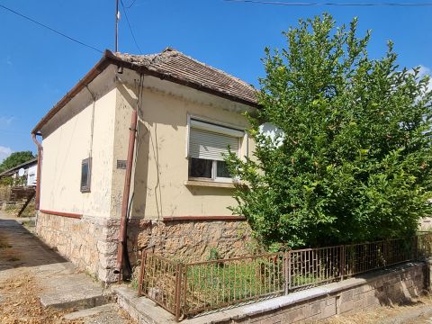 Eladó Ház 2834 Tardos 