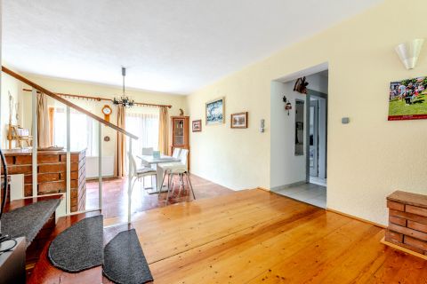 Eladó Ház 2094 Nagykovácsi , Amerikai iskola mellett