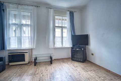 Eladó Ház 1193 Budapest 19. kerület Kispesti Uszoda közelében