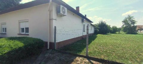 Eladó Ház 5530 Vésztő , 5530 Vésztő, belváros közeli