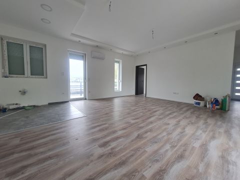 Eladó Ház 8600 Siófok , Sóstó, vízközeli, modern luxus apartman lakás