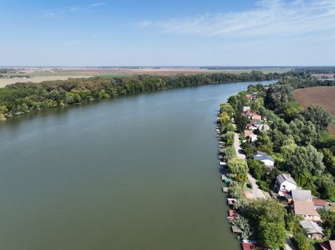 Eladó Telek 2344 Dömsöd , TELEK FAHÁZZAL 