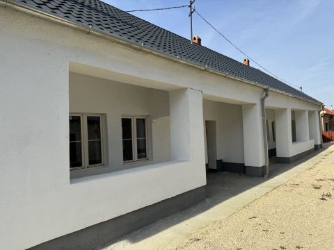Eladó Ház 9300 Csorna , PEPCO közelében
