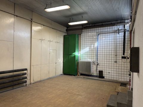 Kiadó Ipari 1205 Budapest 20. kerület Budapest XX. Ker. Erzsébetfalva