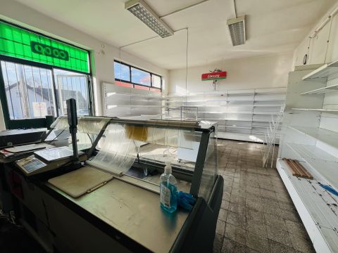 Eladó Üzlethelyiség 9909 Körmend 
