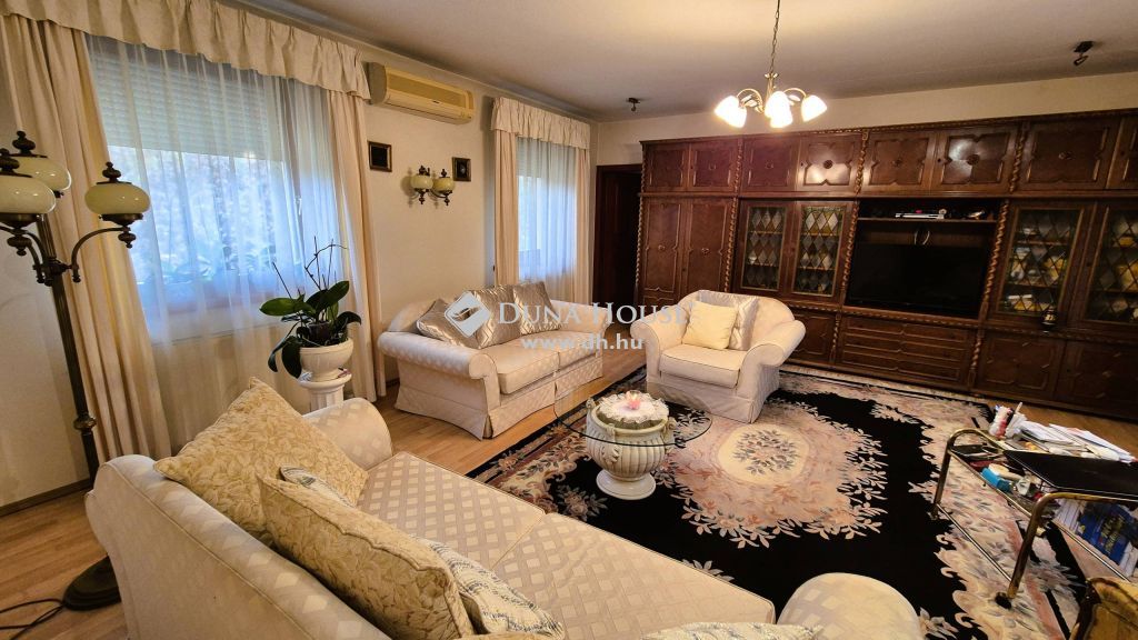 6000 Kecskemét , Budaihegyben 134 m2-es családiház nagy kerttel eladó! — 1/24