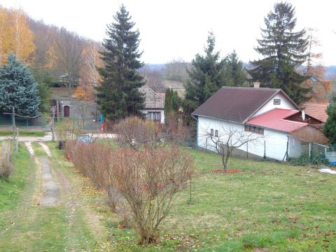 Eladó Ház 8612 Nyim Balatontól 20 percre, hangulatos kis faluban, belterületi lakóház eladó