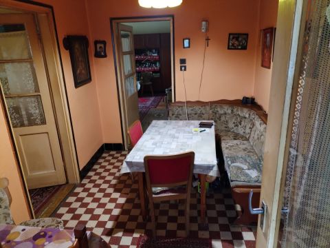Eladó Ház 2230 Gyömrő , Gyömrő Weörös Sándor Általános Iskola 