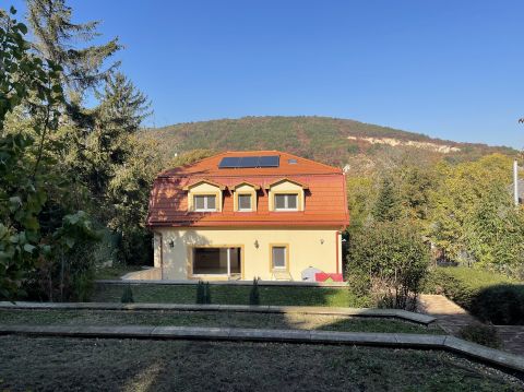 Eladó Ház 1025 Budapest 2. kerület , Zöldmál
