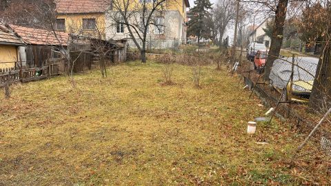 Eladó Telek 2000 Szentendre 