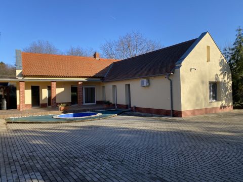 Eladó Ház 7741 Nagykozár Nagykozár