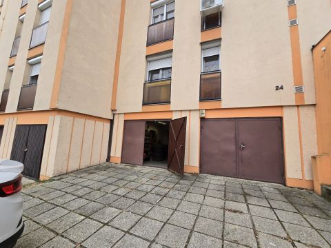Eladó Parkoló 7632 Pécs 