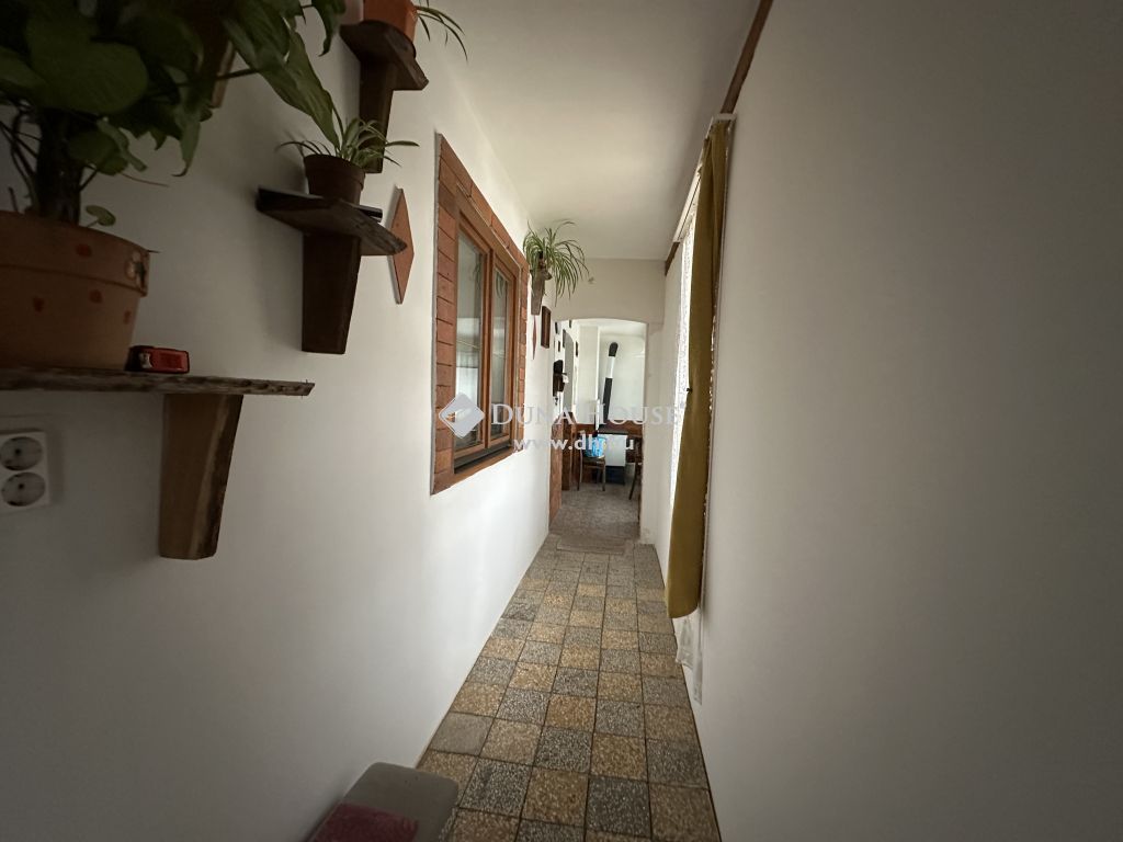7224 Dúzs , csendes utcájában 85 m2-es családiház garázzsal eladó. — 1/19