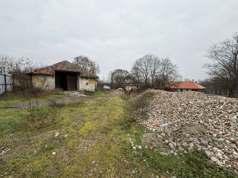 Eladó Telek 2215 Káva ELADÓ AZ M4-es AUTÓÚT KÖZELÉBEN 2,4 Ha TERÜLET