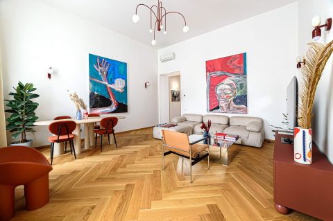 Eladó Lakás 1061 Budapest 6. kerület ANDRÁSSY ÚTon-a Deák Térnél-MODERN enteriőr