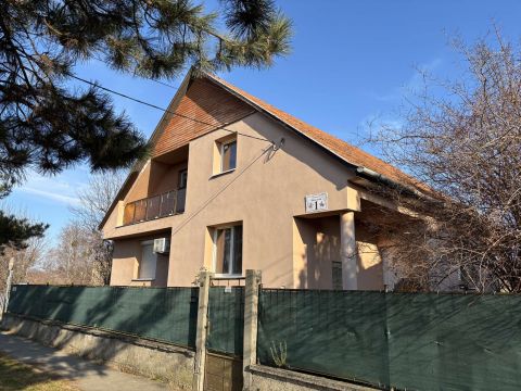 Eladó Ház 2536 Nyergesújfalu 