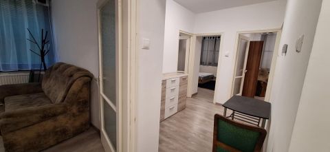 Kiadó Lakás 6000 Kecskemét Belváros szélén  4 szobás lakás hosszútávra KIADÓ