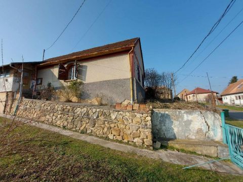 Eladó Ház 7396 Magyarszék , 7396 Magyarszék, Családiházas