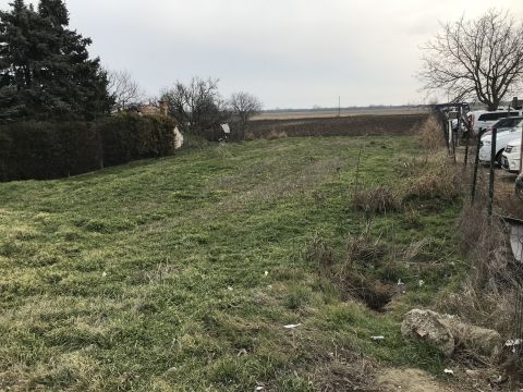 Eladó Telek 8152 Kőszárhegy , Kőszárhegy központ