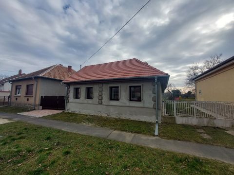 Eladó Ház 8713 Kéthely 
