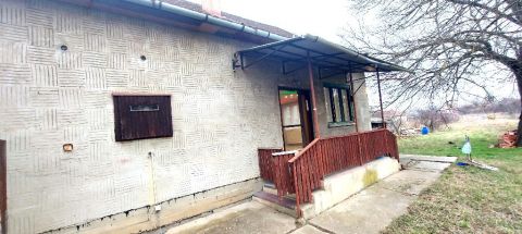 Eladó Ház 5451 Öcsöd 5451 Öcsöd, Jó, csendes