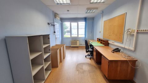 Kiadó Iroda 8900 Zalaegerszeg 