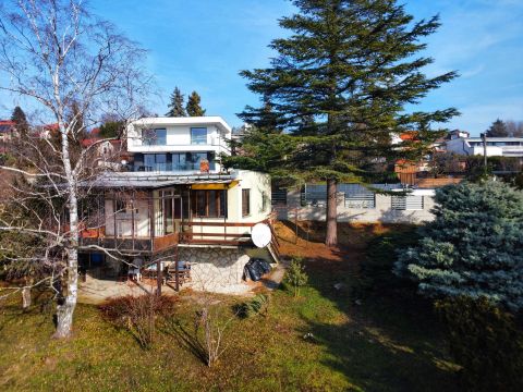 Eladó Telek 2000 Szentendre 