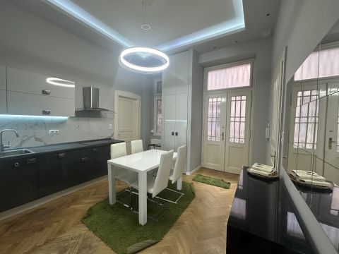 Eladó Lakás 1077 Budapest 7. kerület 