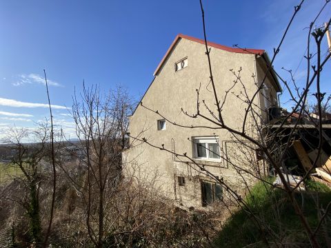Eladó Ház 8400 Ajka , Ajkai korházdombon található