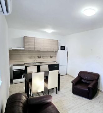 Kiadó Ház 4030 Debrecen , Teljes körűen felújított ház a Kerekestelepen