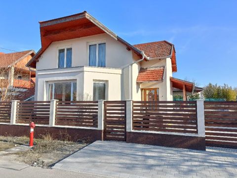 Eladó Ház 2310 Szigetszentmiklós , 2310 Szigetszentmiklós, Kertváros