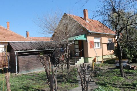 Eladó Ház 5130 Jászapáti , 5130 Jászapáti, Csendes